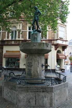 Georgsbrunnen am Buttermarkt